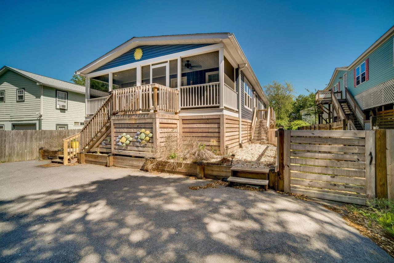 Charleston Home With Porch - 3 Mi To Folly Beach! Екстериор снимка