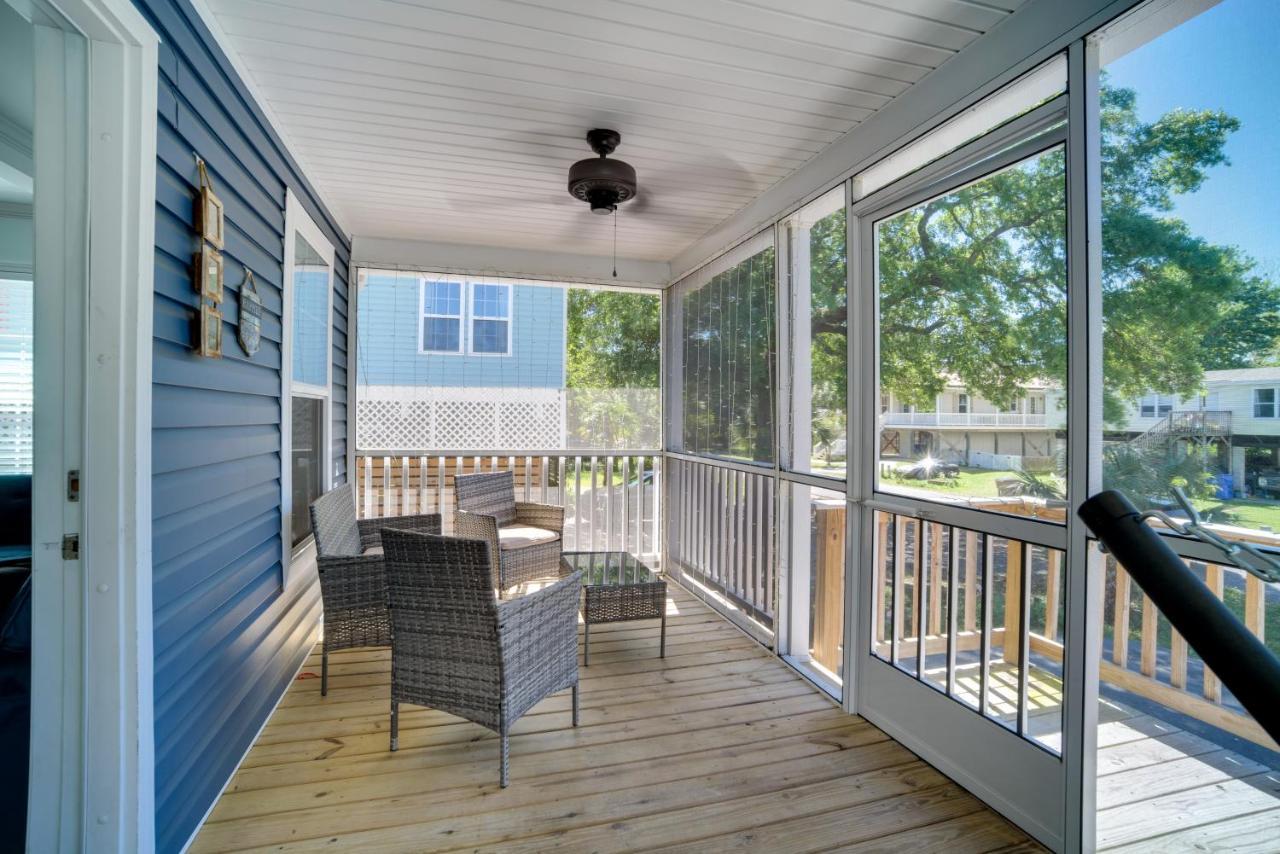 Charleston Home With Porch - 3 Mi To Folly Beach! Екстериор снимка